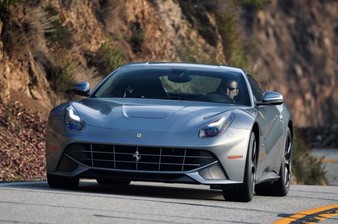 Ferrari-f12 (1)