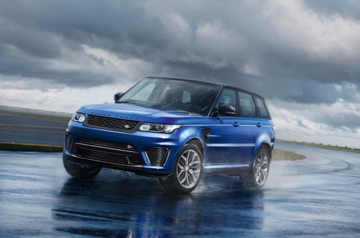 Watch a Range Rover Sport SVR Drifting in Slow Motion Range Rover Sport SVR 1
