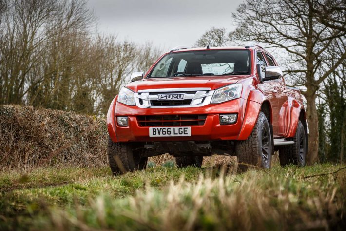 Living with the Massive Isuzu D-Max Arctic Truck AT35 Isuzu D Max Arctic Trucks AT35 PH 6