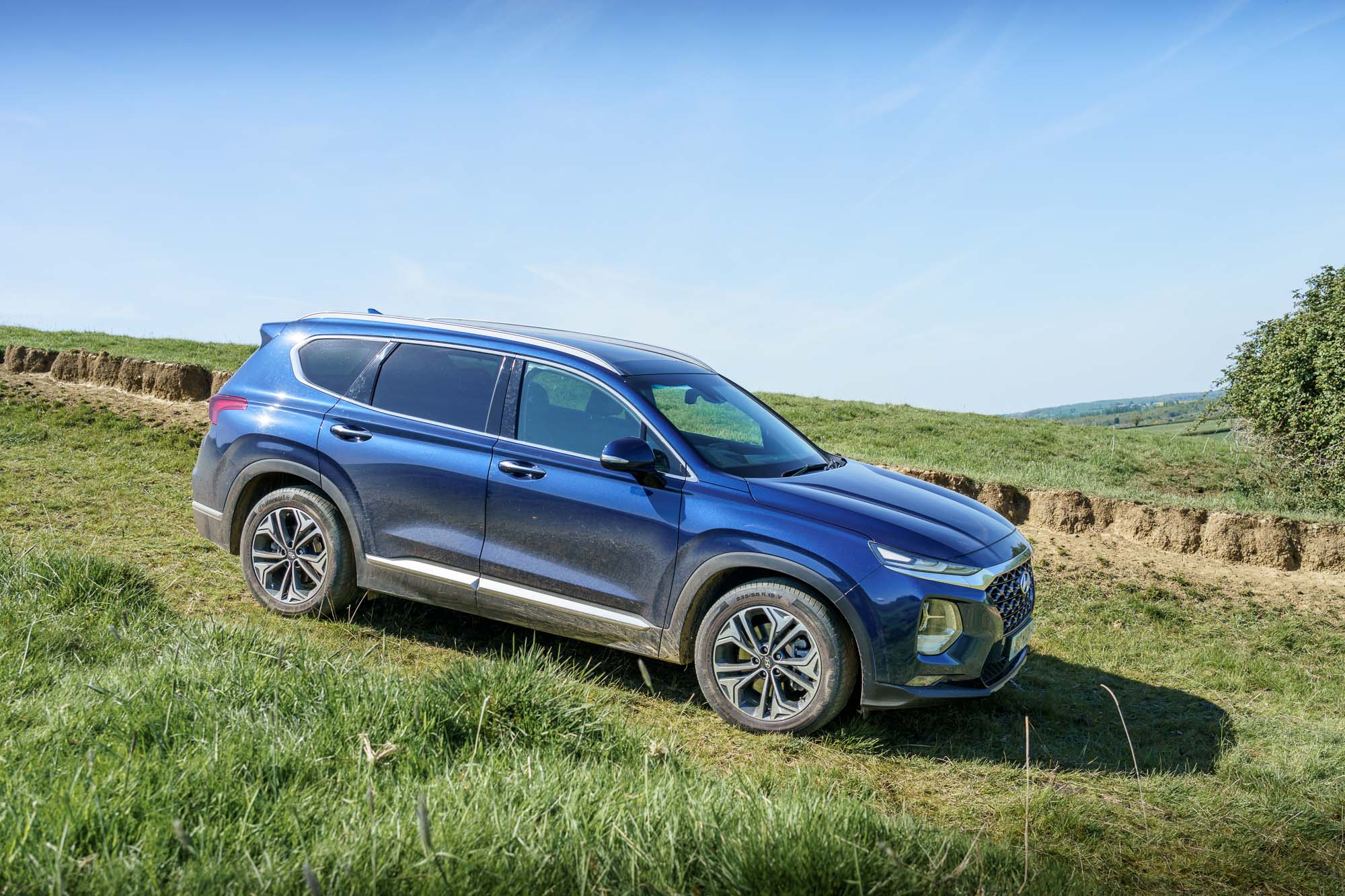 Hyundai Tucson Vs Santa Fe Differences Comparison Pros Cons