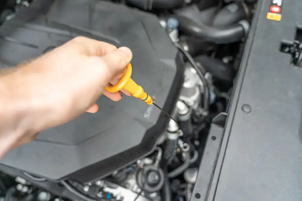 How To Read Oil Level On Dipstick: Check, Read Engine Oil Levels