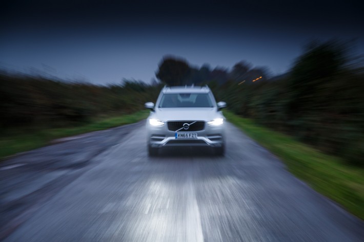 How Will Autonomous Driving Shape Traffic Interaction? Volvo XC90 D5 AWD Momentum 2015 55