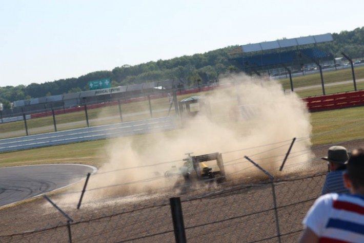 Dear F1, Please Make Our Races Longer Silverstone F1 Testing 2013 4 710x473