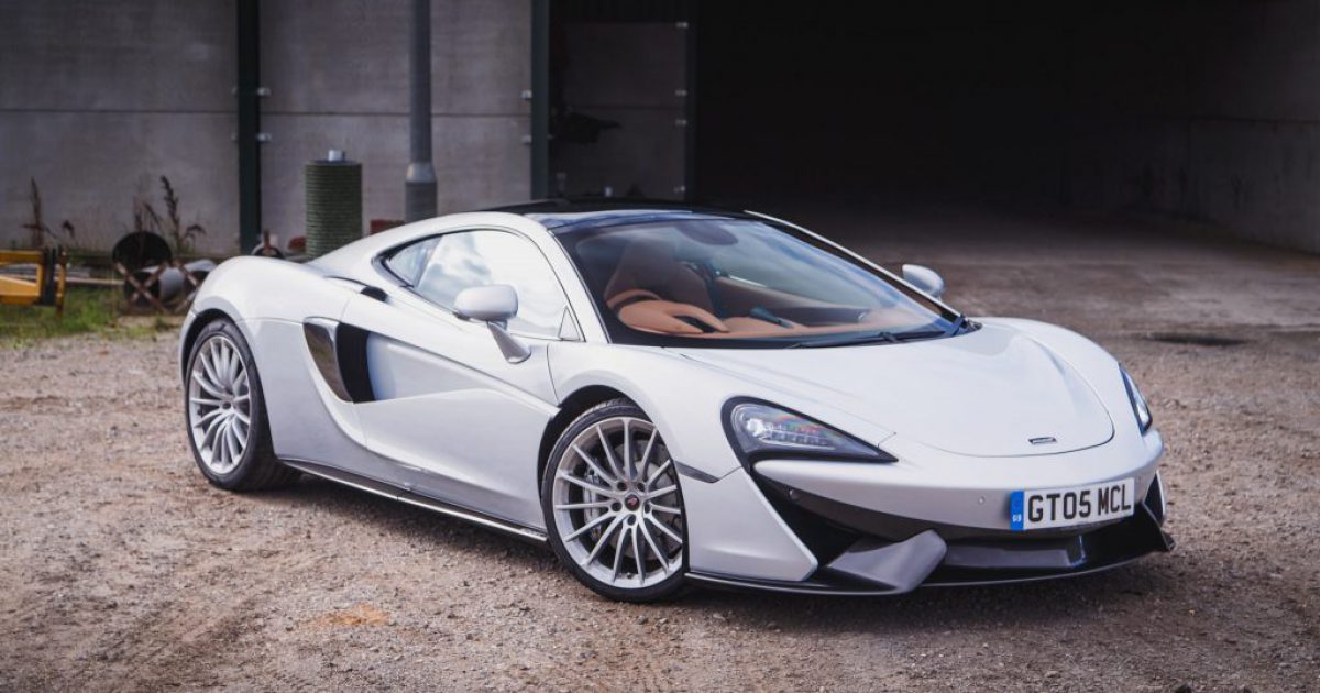 2016 McLaren 570GT Review - Brutally Quick