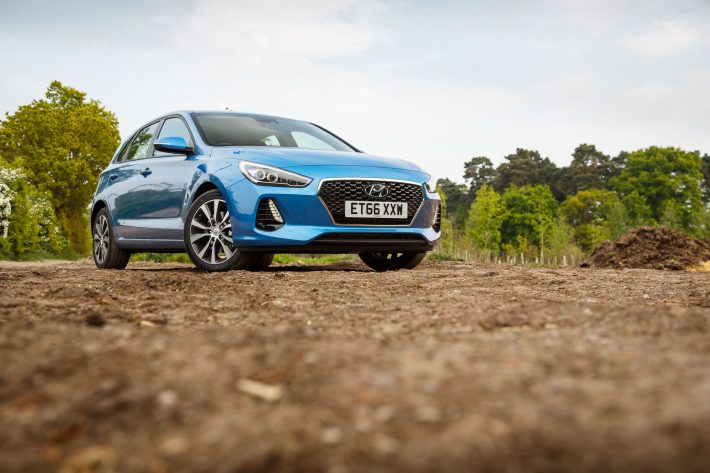 5 Reasons To Love The 2017 Hyundai i30 2017 Hyundai i30 Blue PH 17