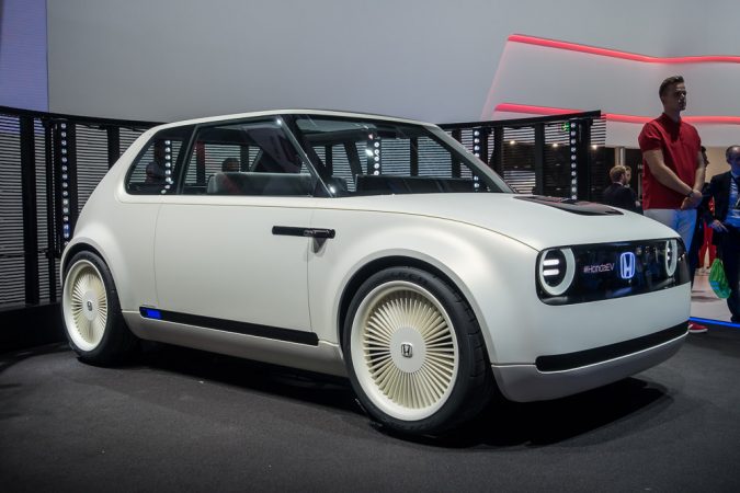 Honda’s New Electric Powered Vehicle Looks to the Future Frankfurt IAA 2017 225 Honda EV Concept 675x450