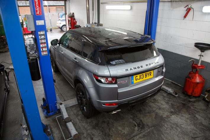 Replacing the Prop Shaft on Land Rover Range Rover Evoque JMB Land Rovers Services 6