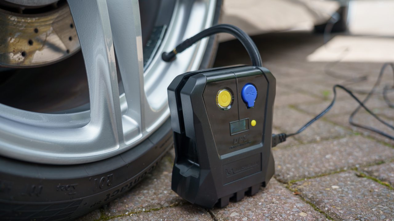 compact tyre inflator