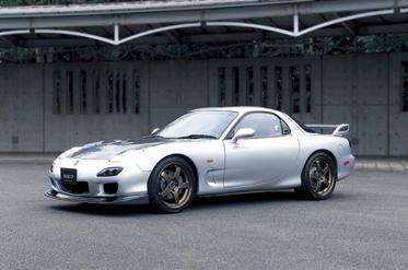 Rx7 Vs Rx8 Why Is The Rx7 Considered A Legend