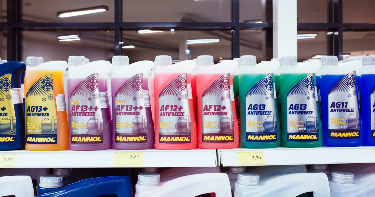 Yellow Antifreeze 🏎️ Does The Antifreeze Color Really Matter?