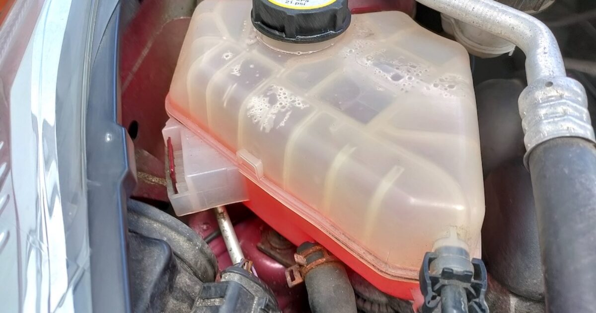 Radiator Coolant Overflow Tank How Does The Reservoir Work?