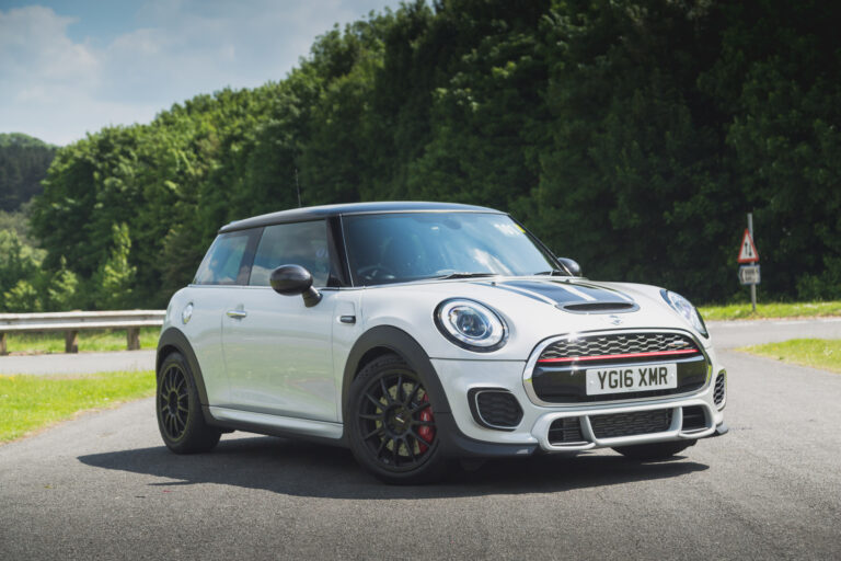 is-a-mini-cooper-a-good-car-are-they-reliable-cars-worth-it