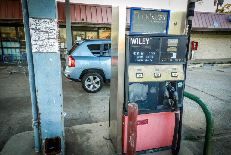 How Much Does Gas Station Cost 🏎️ Want To Open A Business?