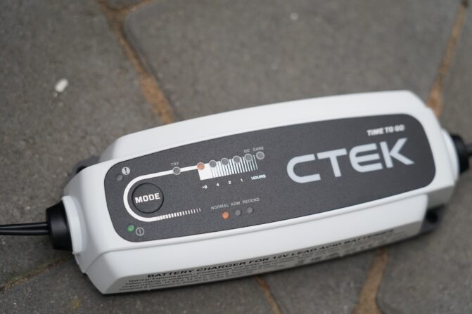 CTEK CT5 TIME TO GO Review